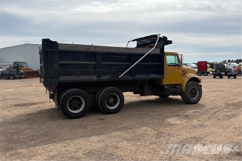 International 4000 6x4 T/A Dump Truck Kipper