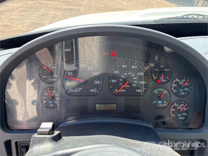 International 4300 Φορτηγά Κόφα