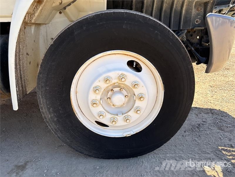 International 4300 Φορτηγά Κόφα
