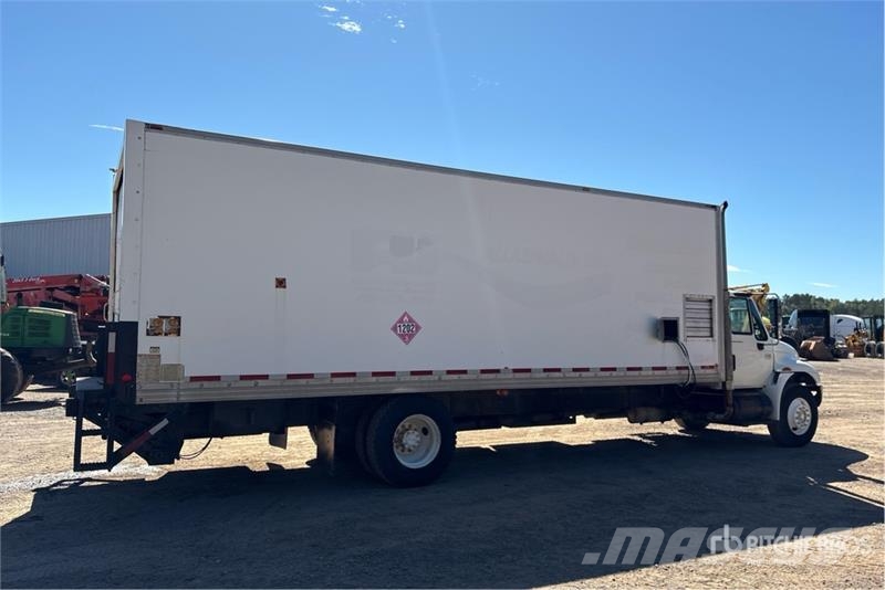 International 4300 Box body trucks