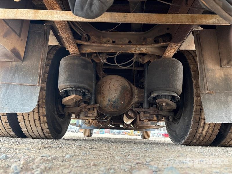 International 4400 Автовишки на базі вантажівки