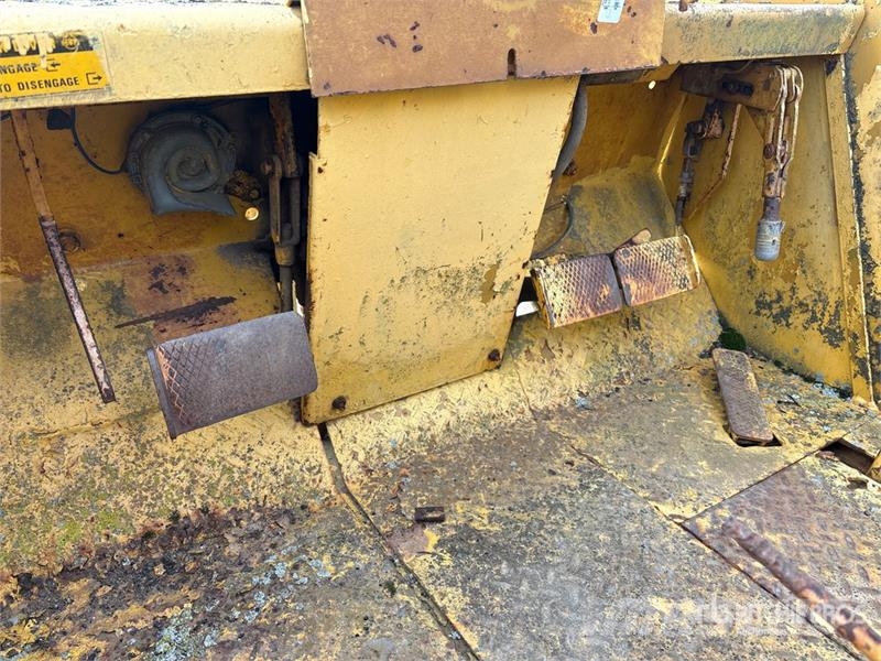International 4500 4500 lb 4x2 Rough Terrain Forklift Wózki widłowe terenowe
