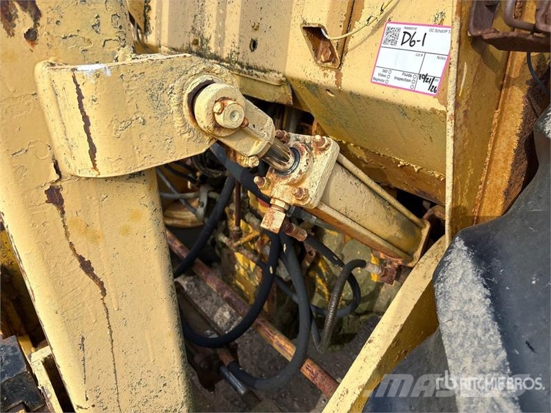 International 4500 4500 lb 4x2 Rough Terrain Forklift Wózki widłowe terenowe