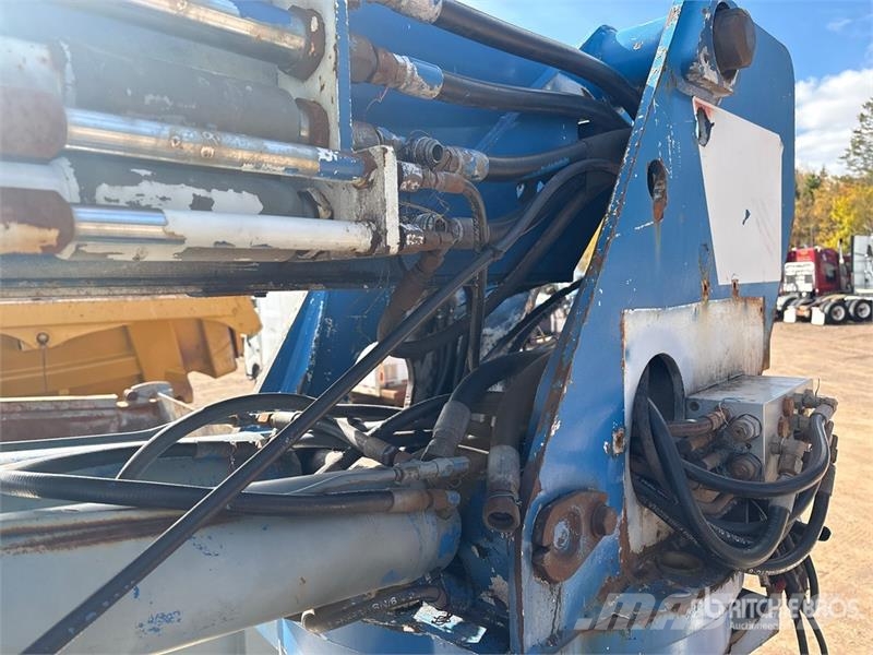 International 50 ft on International 7400 6x4 Bucket Truck (Ino 卡車裝載高空作業車