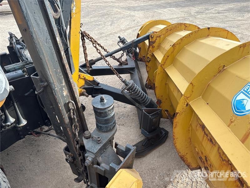 International 7400 Komunalna vozila