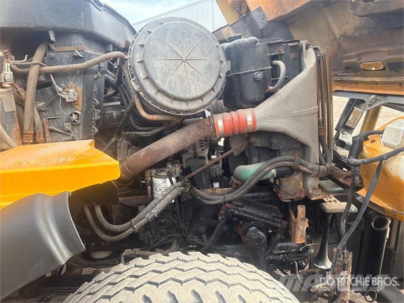 International 7400 Komunalna vozila
