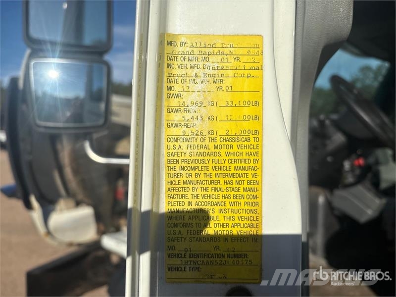 International 7400 Plogbilar