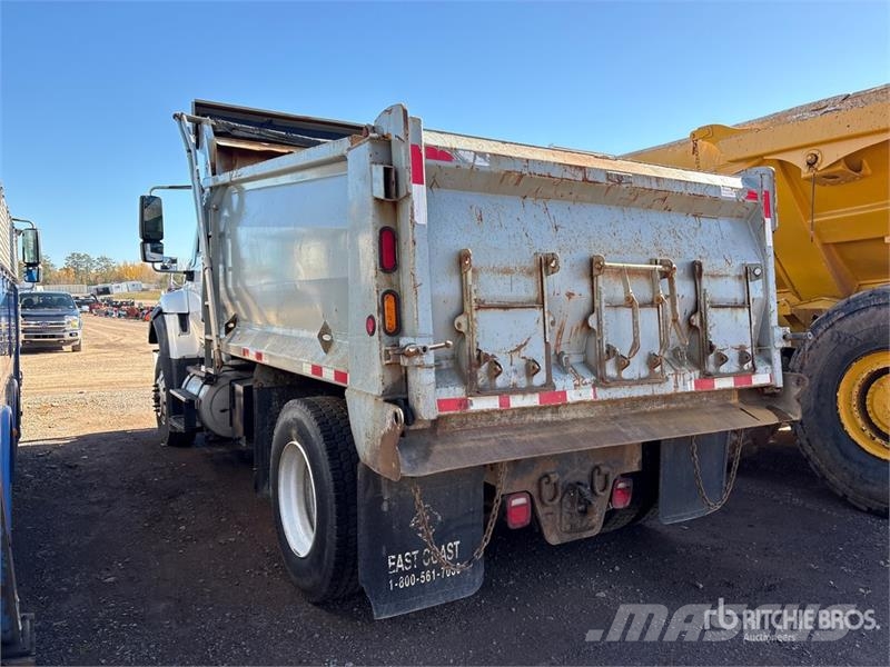 International 7400 Kiper tovornjaki