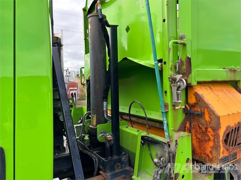 International 7500 Грузовики-Самосвалы
