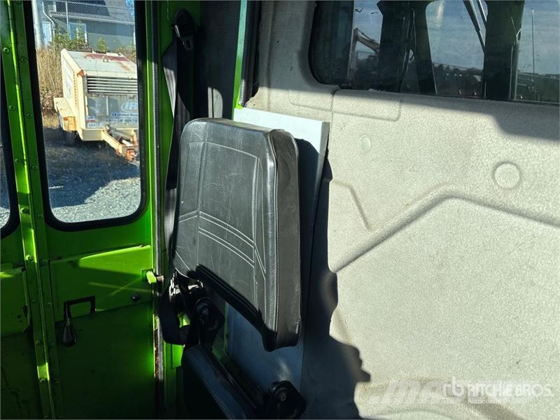 International 7500 Atkritumu izvešanas transports