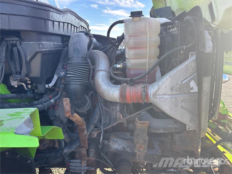 International 7500 Сміттєвози