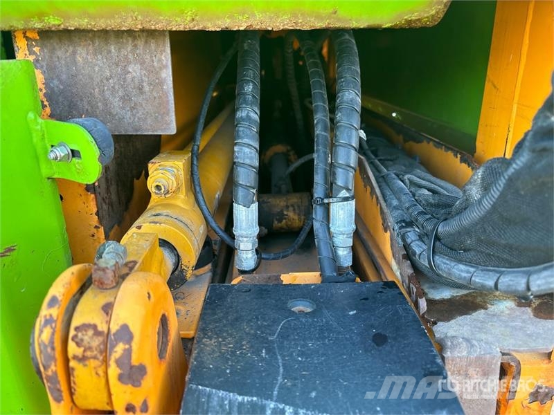 International 7500 Сміттєвози