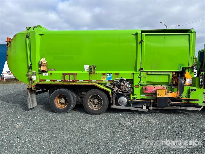 International 7500 Грузовики-Самосвалы