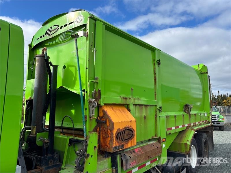 International 7500 Грузовики-Самосвалы