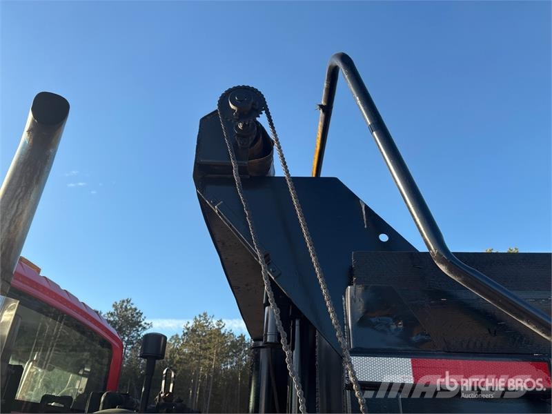 International 7600 시립/다목적 차량