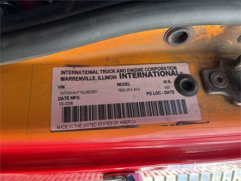 International 7600 Camion ribaltabili
