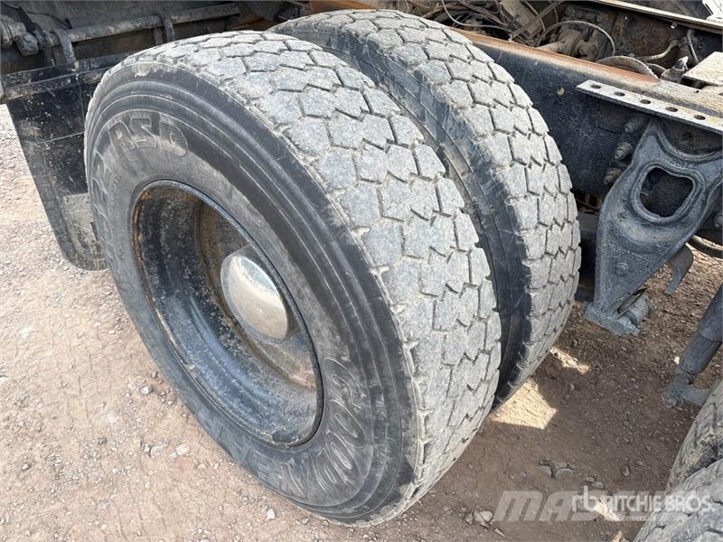 International 9200i Autobasculanta