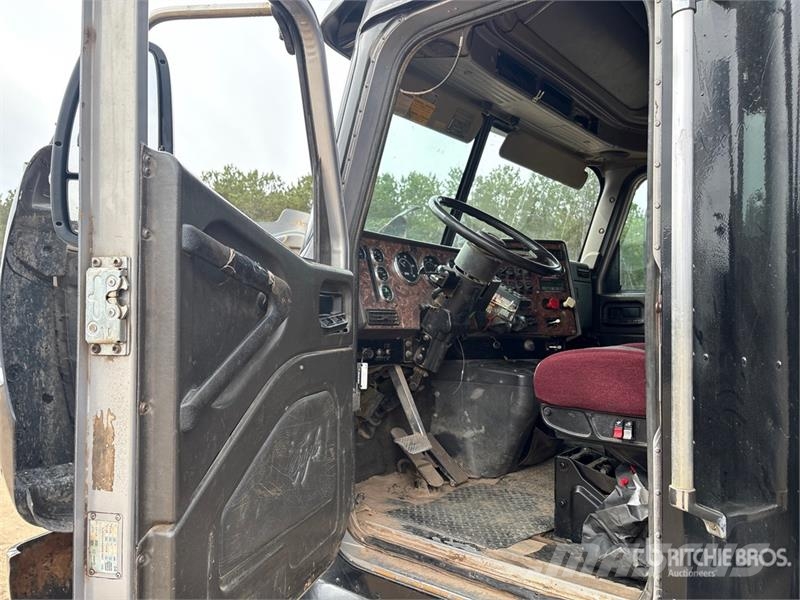 International 9200i Autobasculanta