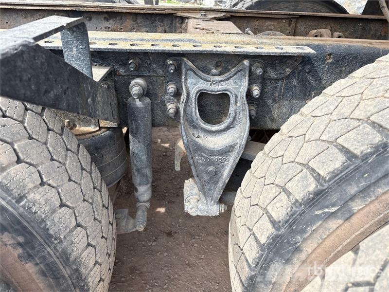 International 9200i Autobasculanta