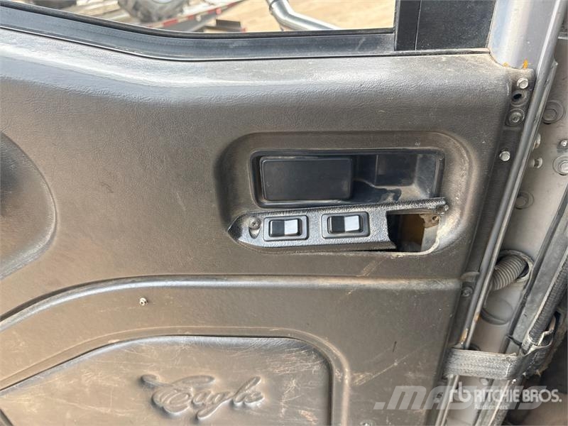 International 9200i Autobasculanta