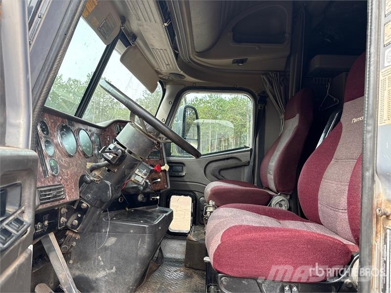 International 9200i Autobasculanta