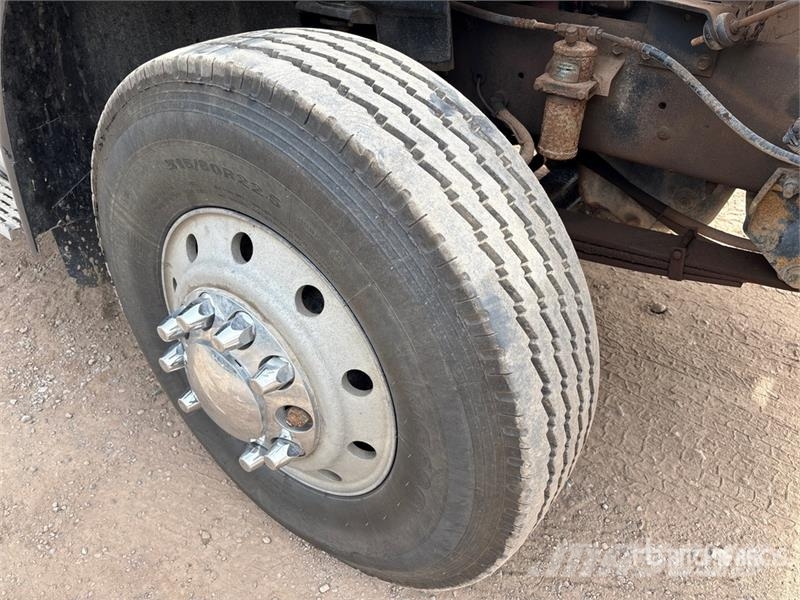 International 9200i Autobasculanta