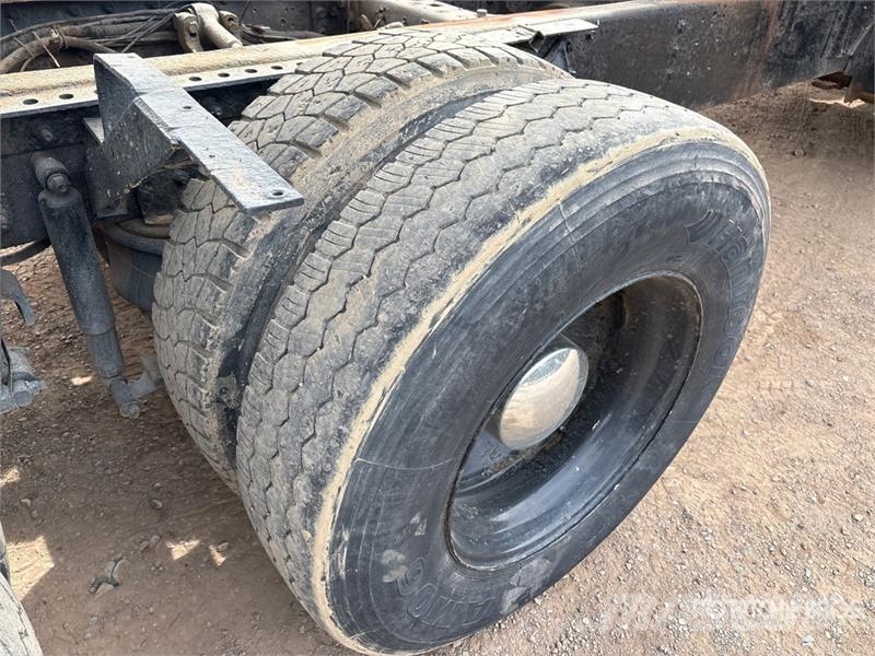 International 9200i Autobasculanta