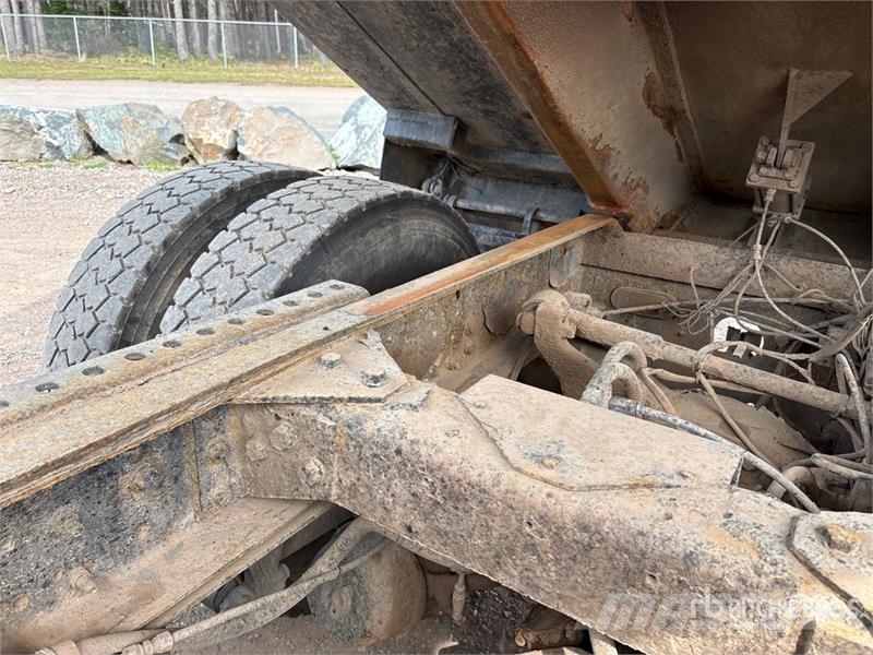 International 9200i Autobasculanta