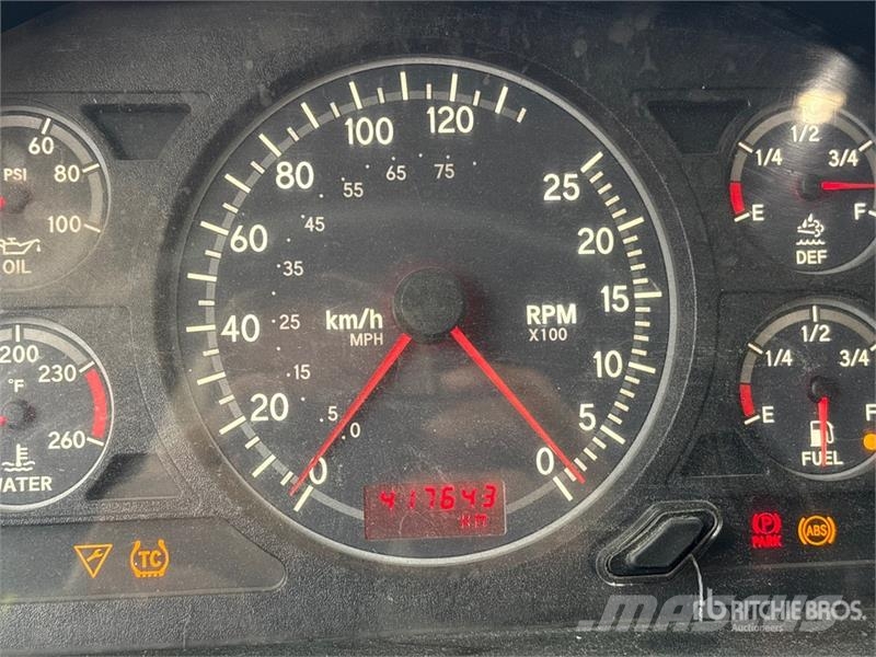 International HX620 شاحنات قلابة