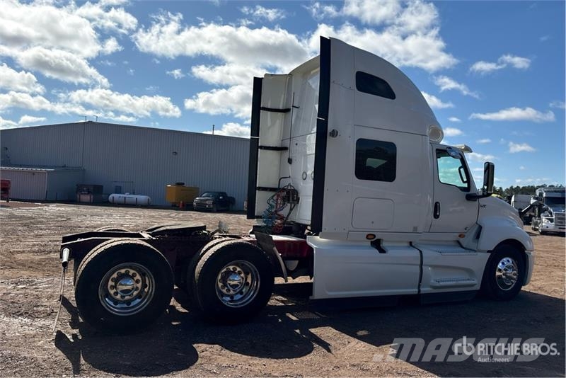 International LT625 Prime Movers