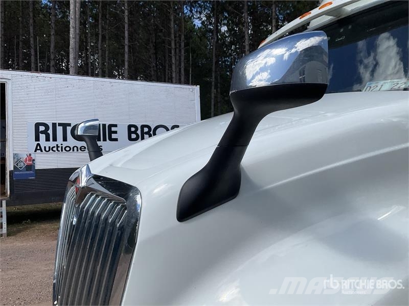 International LT625 Vetopöytäautot