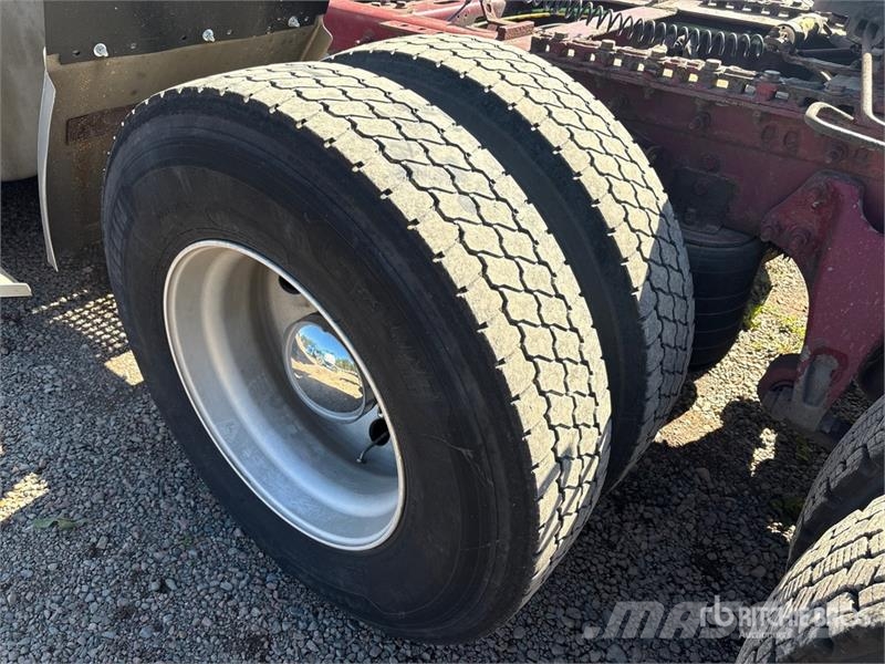 International LT625 Cabezas tractoras