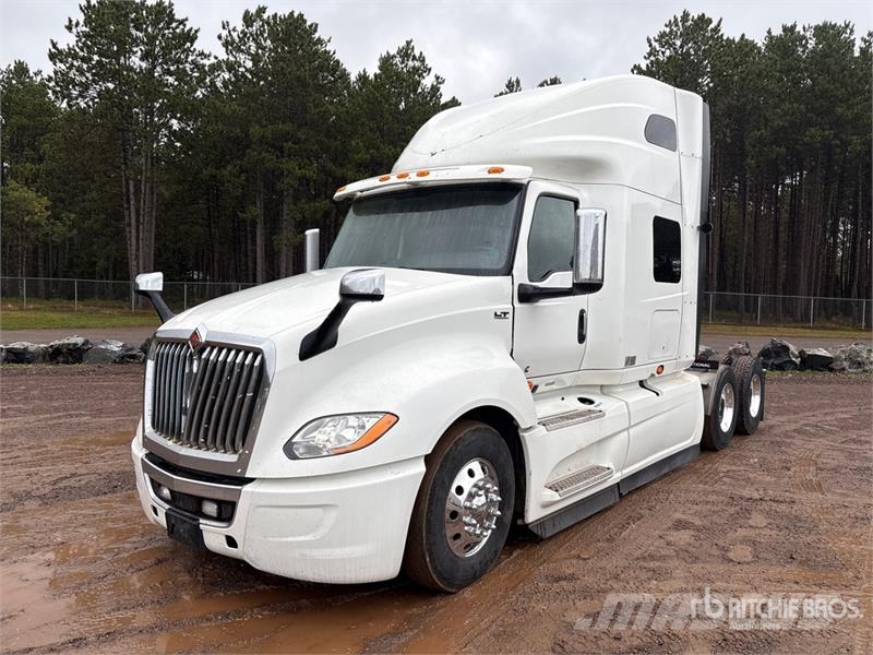 International LT625 Tracteur routier