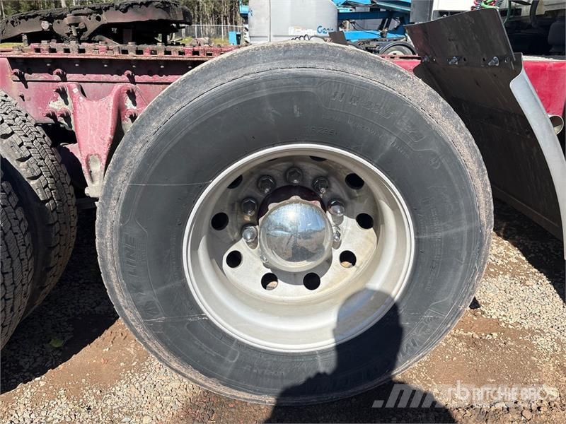 International LT625 Cabezas tractoras