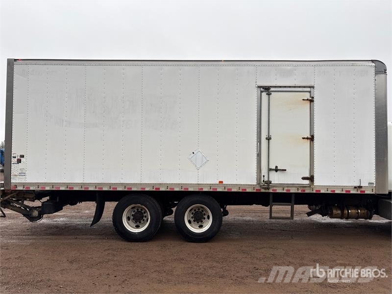 International MV607 6x4 Van Truck شاحنات ذات هيكل صندوقي