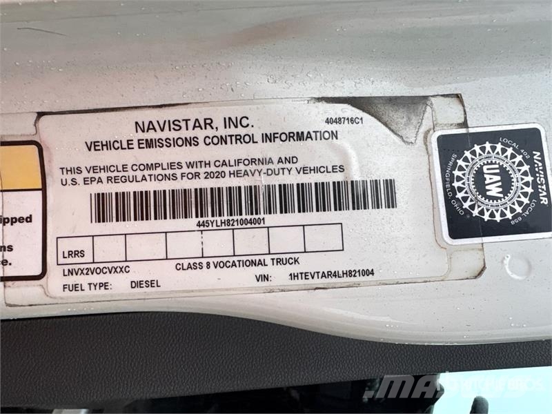 International MV607 6x4 Van Truck شاحنات ذات هيكل صندوقي
