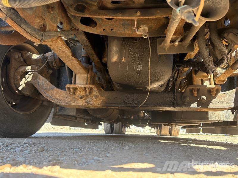 International Prostar+113 6x4 T/A Sleeper Truck Tractor Çekiciler