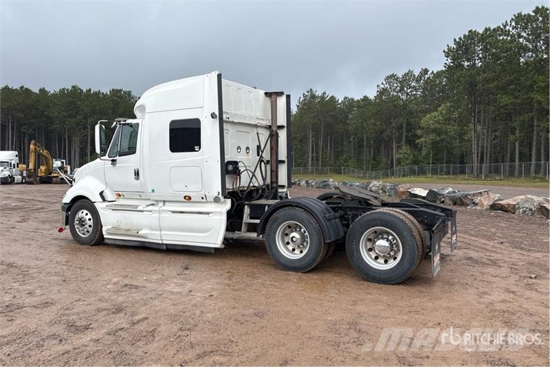 International ProStar Premium Vilcēji