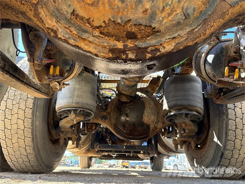 International ProStar 6x4 T/A Day Cab Truck Tractor Τράκτορες