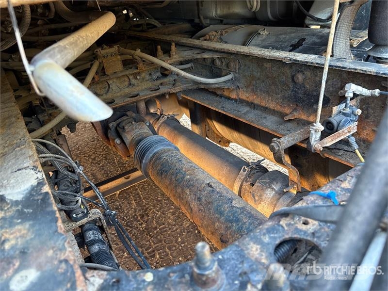 International Prostar+113 6x4 T/A Sleeper Truck Tractor Çekiciler