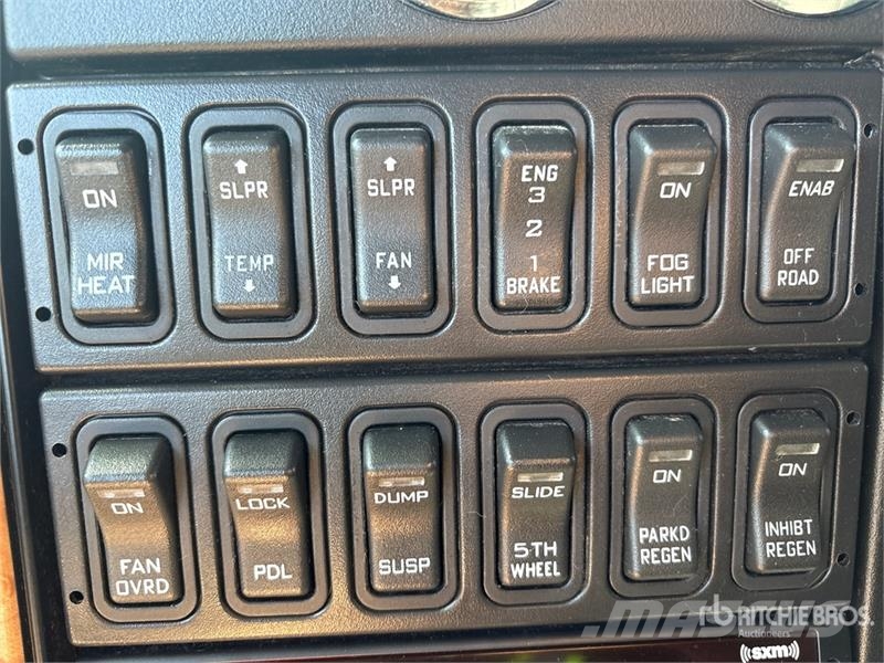 International Prostar+113 6x4 T/A Sleeper Truck Tractor Çekiciler