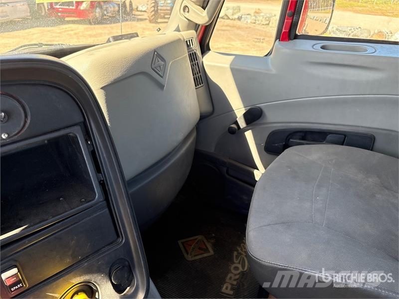 International ProStar 6x4 T/A Day Cab Truck Tractor Τράκτορες