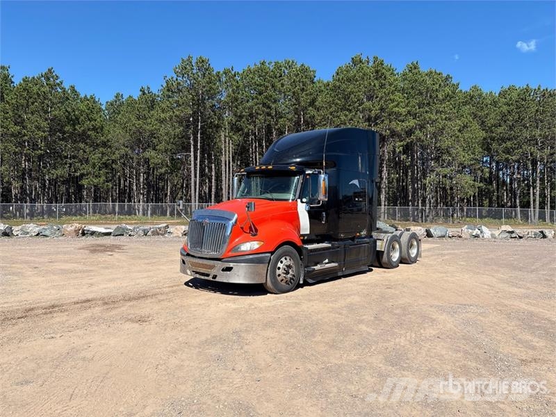 International Prostar+113 6x4 T/A Sleeper Truck Tractor Çekiciler
