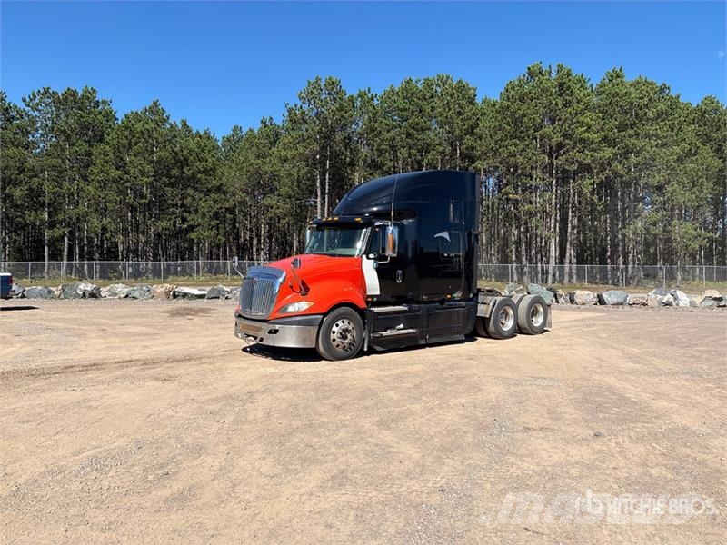 International Prostar+113 6x4 T/A Sleeper Truck Tractor Çekiciler