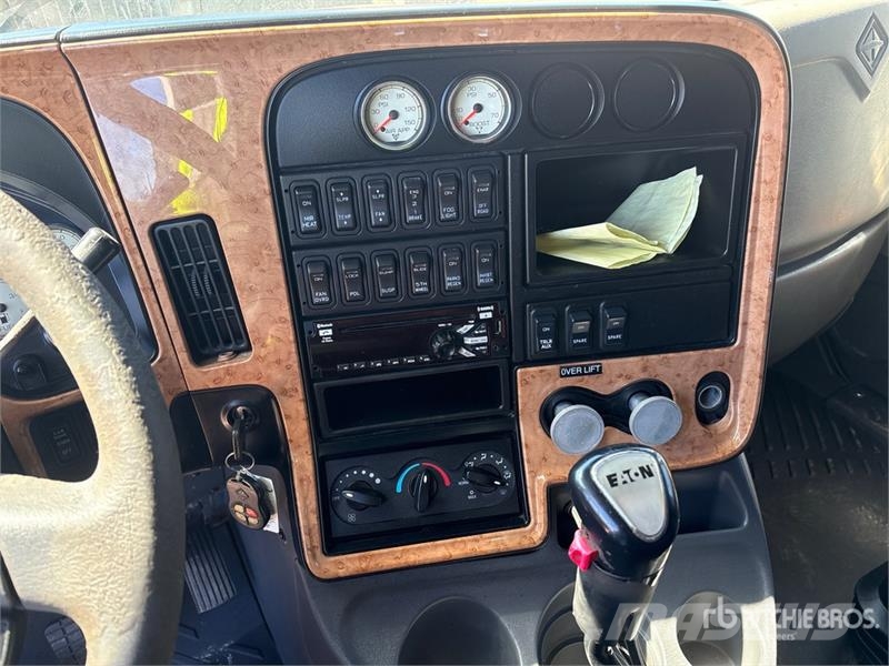 International Prostar+113 6x4 T/A Sleeper Truck Tractor Çekiciler