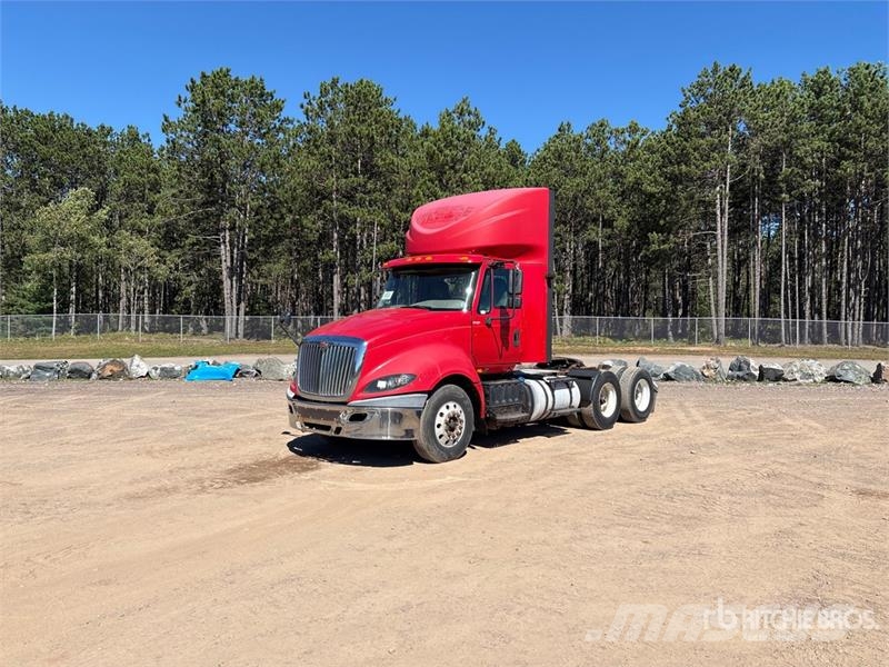 International ProStar 6x4 T/A Day Cab Truck Tractor Τράκτορες