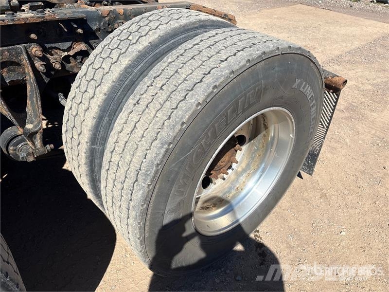 International Prostar+113 6x4 T/A Sleeper Truck Tractor Çekiciler