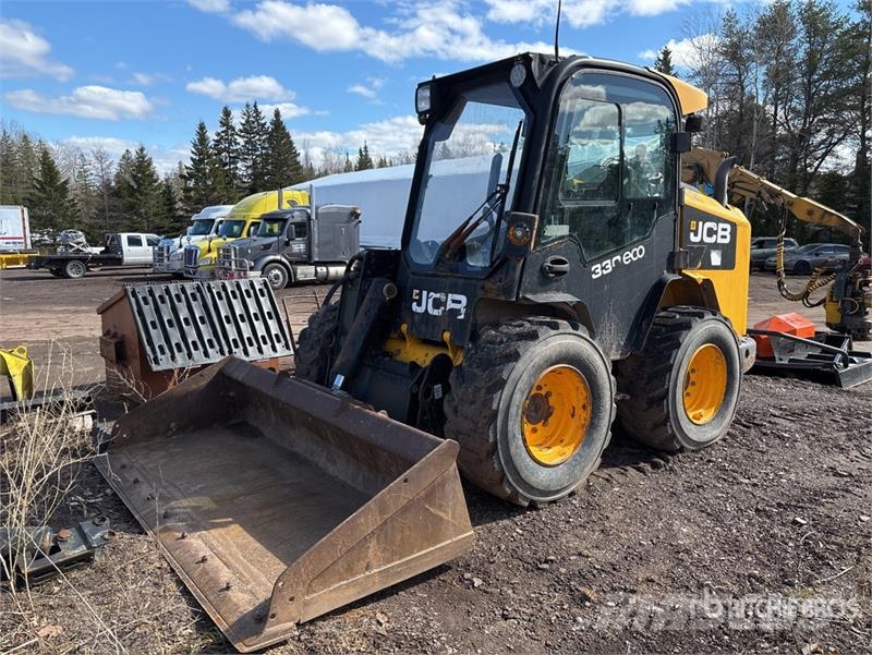 JCB 330 Skid Steer Loader لوادر انزلاقية التوجيه