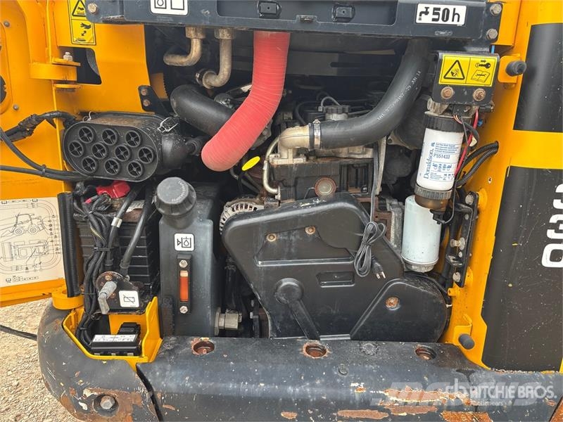 JCB 330 Two-Speed Skid Steer Loader Kompaktrakodók