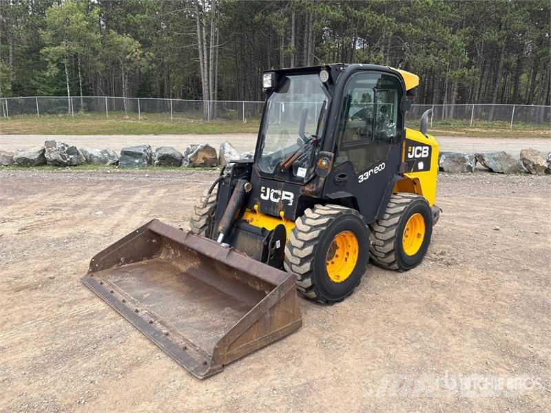 JCB 330 Two-Speed Skid Steer Loader Kompaktrakodók